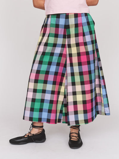 Collection-women-landing, collection-women-new-in-1, collection-womens-trousers, model:Seren wears size S and is 5’8”,collection-curve
